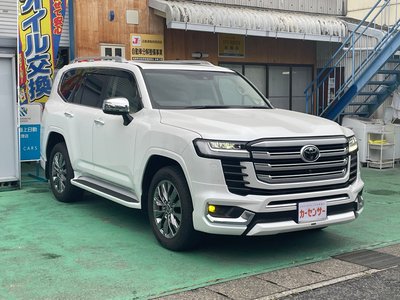 صورة مصغرة 74 لـ 2023 Toyota LAND CRUISER 300