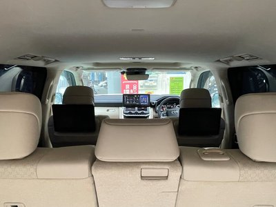 صورة مصغرة 35 لـ 2023 Toyota LAND CRUISER 300
