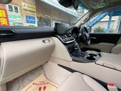 صورة مصغرة 40 لـ 2023 Toyota LAND CRUISER 300