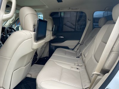 TOYOTA LAND CRUISER 300 - 10