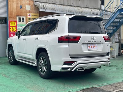 صورة مصغرة 21 لـ 2023 Toyota LAND CRUISER 300