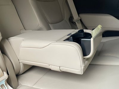 صورة مصغرة 29 لـ 2023 Toyota LAND CRUISER 300
