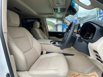 صورة مصغرة 53 لـ 2023 Toyota LAND CRUISER 300