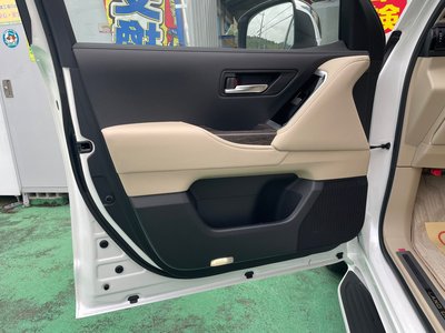 صورة مصغرة 33 لـ 2023 Toyota LAND CRUISER 300