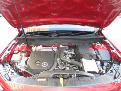 MERCEDES-BENZ GLB - 6