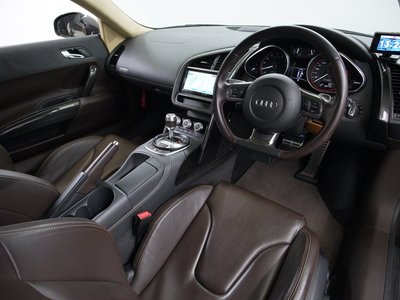 AUDI R8 - 9