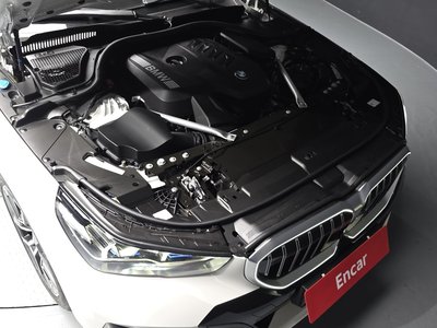 2025 BMW 5 SERIES 照片 7