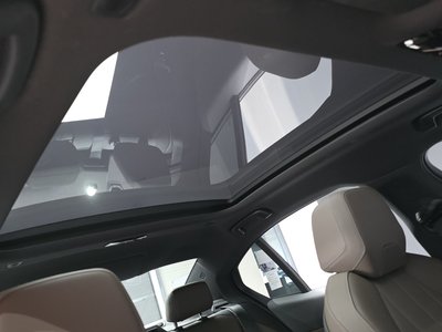 2025 BMW 5 SERIES thumbnail 18