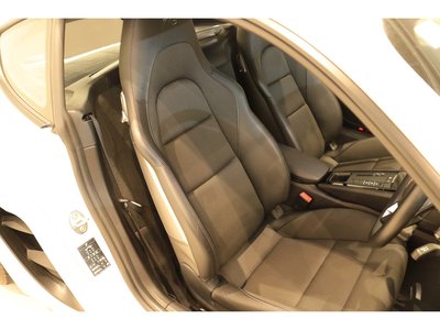 صورة مصغرة 13 لـ 2021 Porsche 718