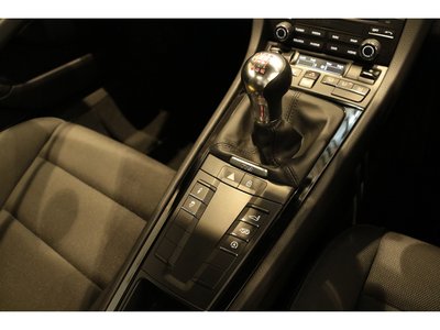 صورة مصغرة 26 لـ 2021 Porsche 718