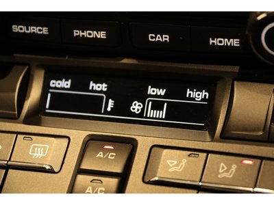 صورة مصغرة 30 لـ 2021 Porsche 718