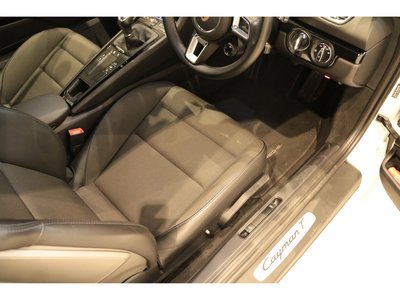 صورة مصغرة 14 لـ 2021 Porsche 718