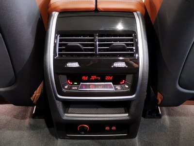 2025 BMW X5 — миниатюра 45