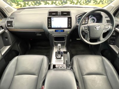 TOYOTA LAND CRUISER PRADO - 2