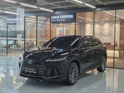 صورة 1 لـ 2025 Lexus RX