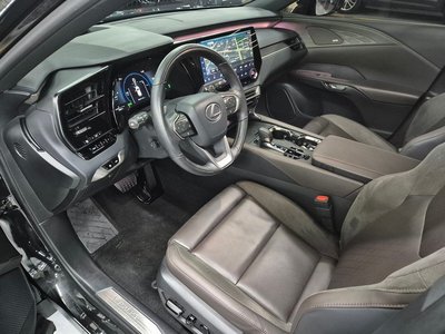 2025 Lexus RX — миниатюра 13