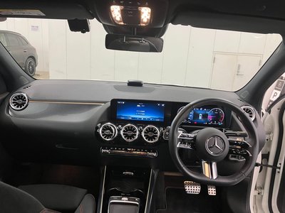 MERCEDES-BENZ GLA - 5