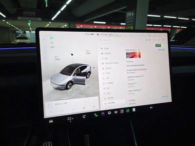 صورة مصغرة 13 لـ 2025 Tesla MODEL Y