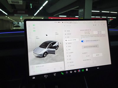 صورة مصغرة 12 لـ 2025 Tesla MODEL Y