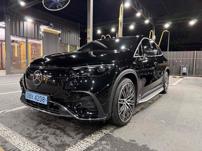 MERCEDES-BENZ EQE - 7