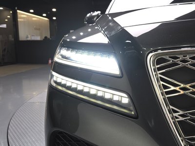 2024 Genesis GV80 photo 9