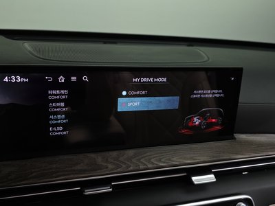 2024 Genesis GV80 thumbnail 22