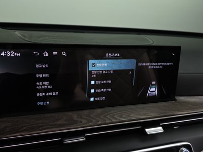 2024 Genesis GV80 thumbnail 29
