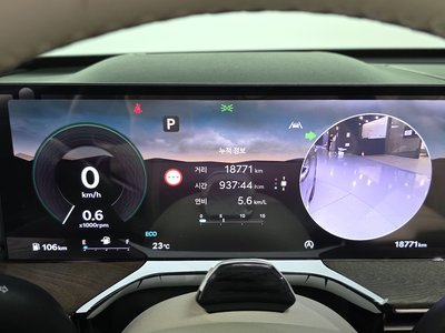 2024 Genesis GV80 thumbnail 11