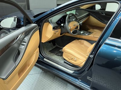 GENESIS G80 (RG3) - 10