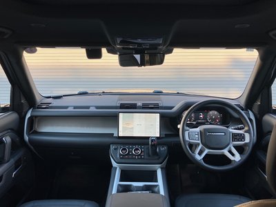 2025 LAND Rover DEFENDER — миниатюра 27