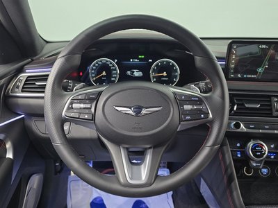 2021 Genesis THE NEW G70 thumbnail 13
