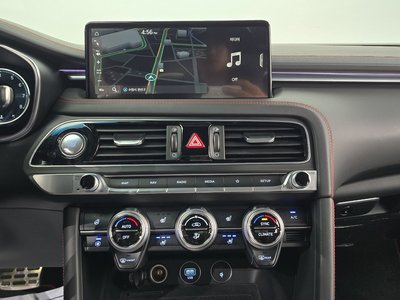 2021 Genesis THE NEW G70 thumbnail 14