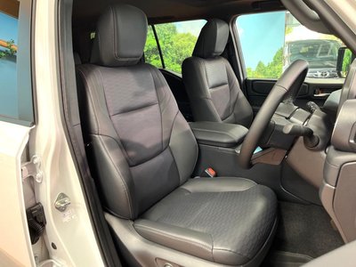 TOYOTA LAND CRUISER 250 - 10