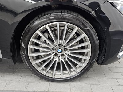 BMW 7 SERIES - 8