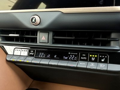 صورة مصغرة 15 لـ 2024 Toyota CROWN CROSSOVER