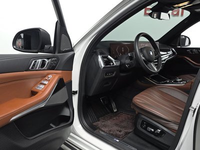 2025 BMW X7 — миниатюра 14