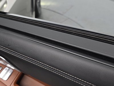2025 BMW X7 — миниатюра 30