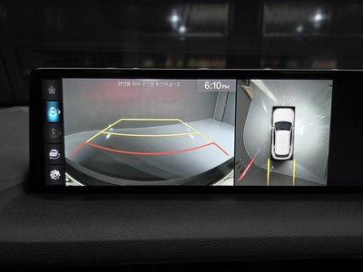 2022 Genesis GV70 — миниатюра 15