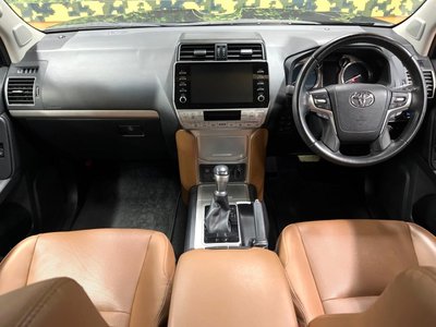 TOYOTA LAND CRUISER PRADO - 2