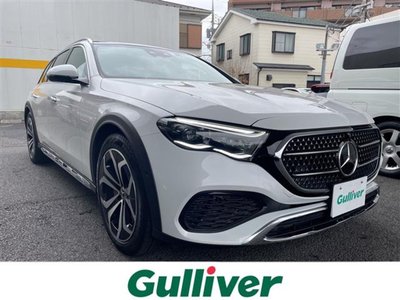 MERCEDES-BENZ E-CLASS - 1