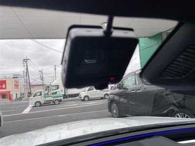 MERCEDES-BENZ E-CLASS - 4