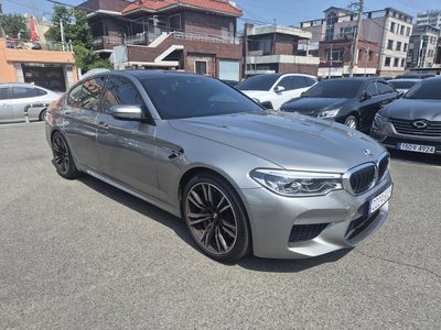 2019 BMW M5 照片 2