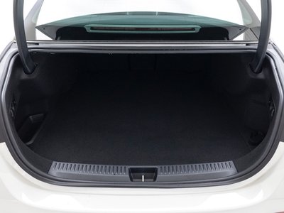 2025 Mercedes-BENZ E-CLASS 缩略图 11