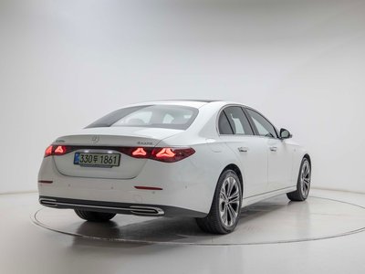 2025 Mercedes-BENZ E-CLASS 照片 4