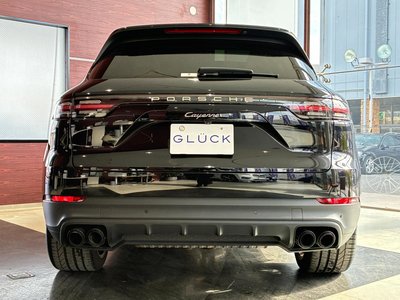 PORSCHE CAYENNE - 10