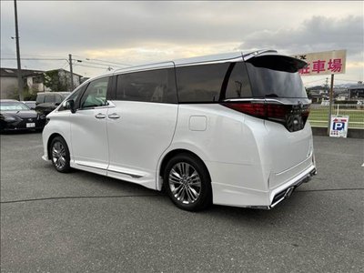 TOYOTA ALPHARD - 3