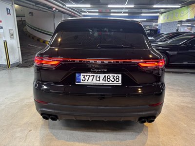 PORSCHE CAYENNE - 3