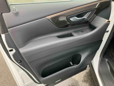 2023 Toyota ALPHARD thumbnail 70