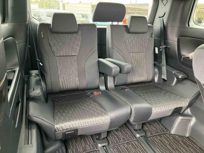 2023 Toyota ALPHARD thumbnail 12