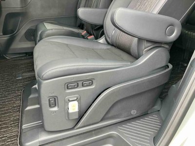 2023 Toyota ALPHARD thumbnail 64